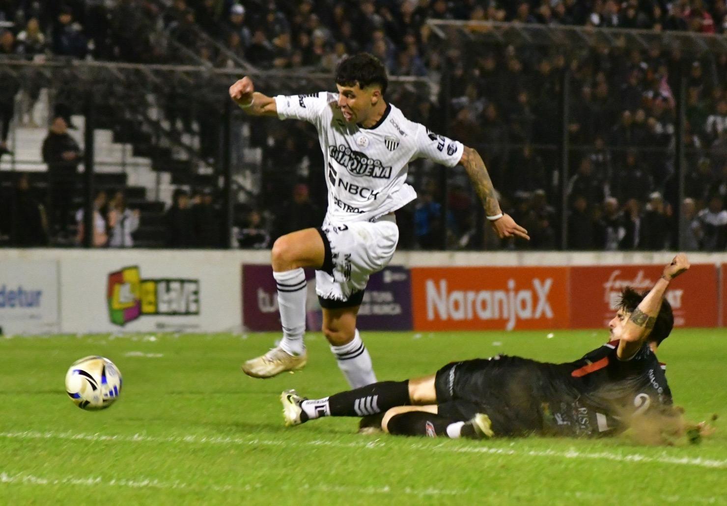 For Ever: se viene el juego ante Defensores de Belgrano 
