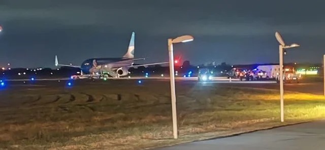 Llegaron al país los diez argentinos deportados por EE.UU. 
