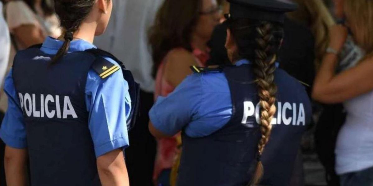Dos policías a las trompadas en la comisaría tras descubrir que 