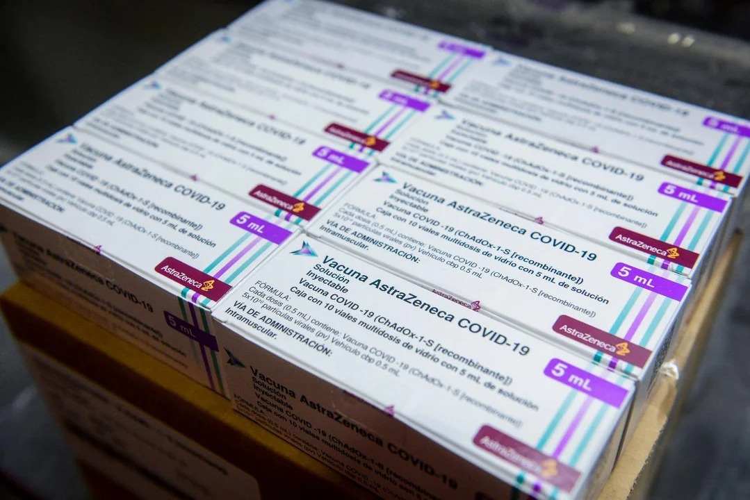 Otra demanda contra la vacuna de Astrazeneca: un jubilado mendocino pide $ 152 millones