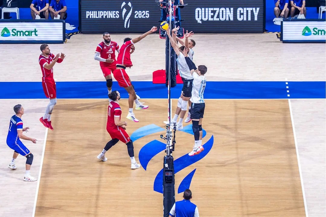 Argentina le ganó a Francia también en vóley y sacó pasaje a los octavos de final del Mundial