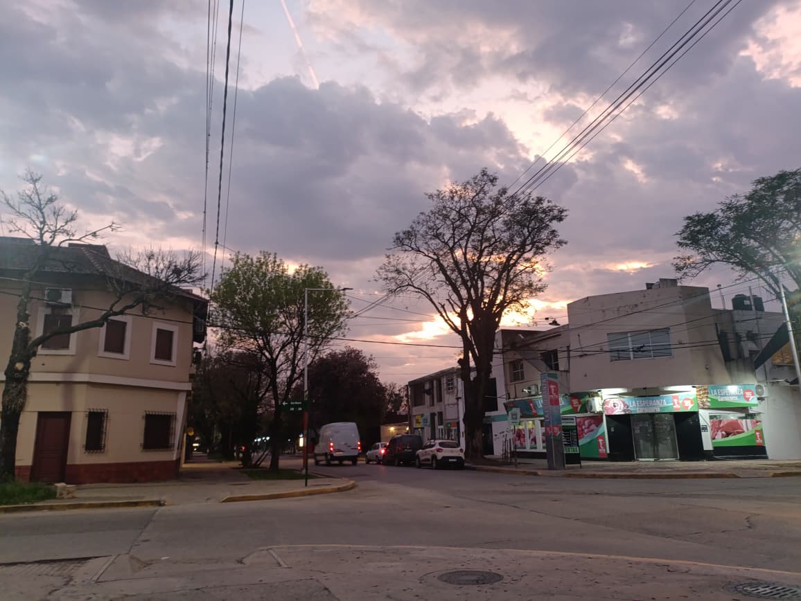 Viernes caluroso que prepara la llegada del finde y la primavera