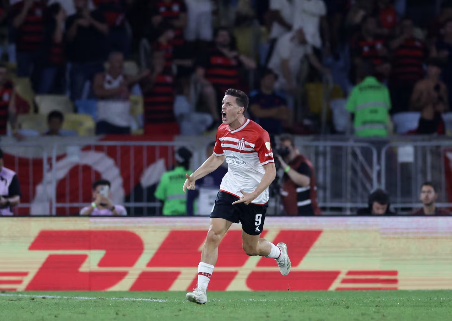 Estudiantes cayó 2-1 ante Flamengo pero sueña con la remontada en La Plata 