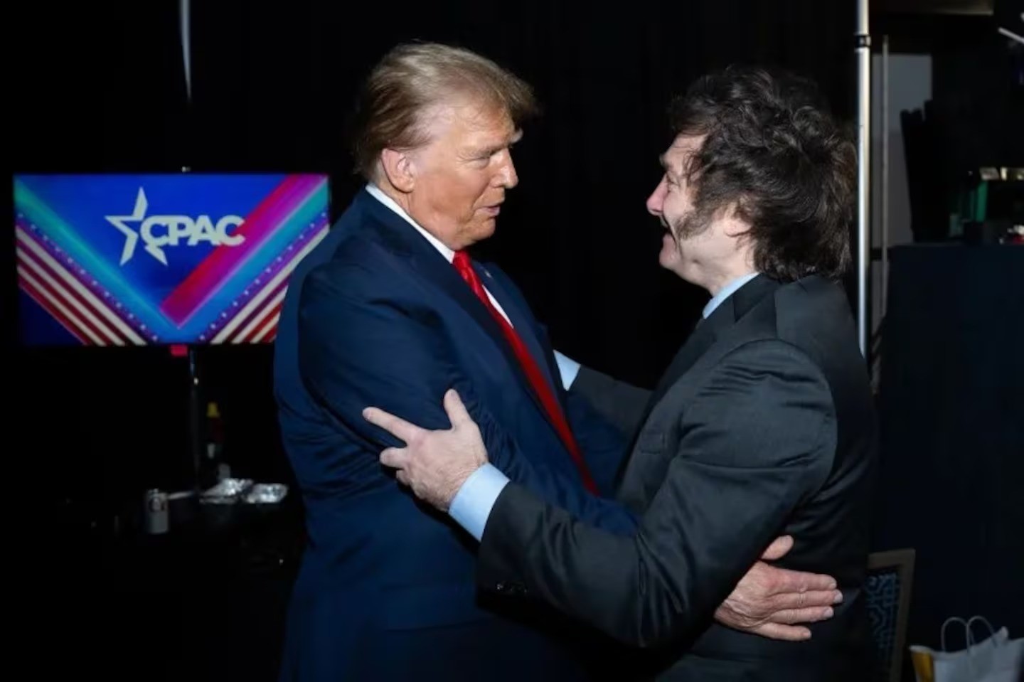 A las puertas de un acuerdo, Milei le agradeció Trump por el “apoyo al pueblo argentino”