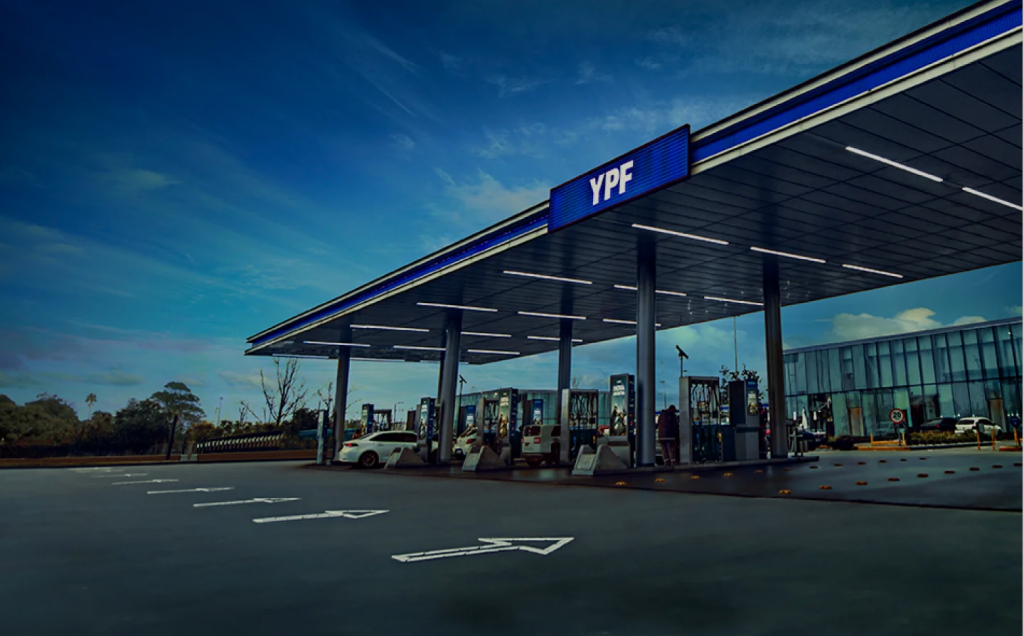 Argentina busca frenar la entrega del 51% de YPF en EE.UU 