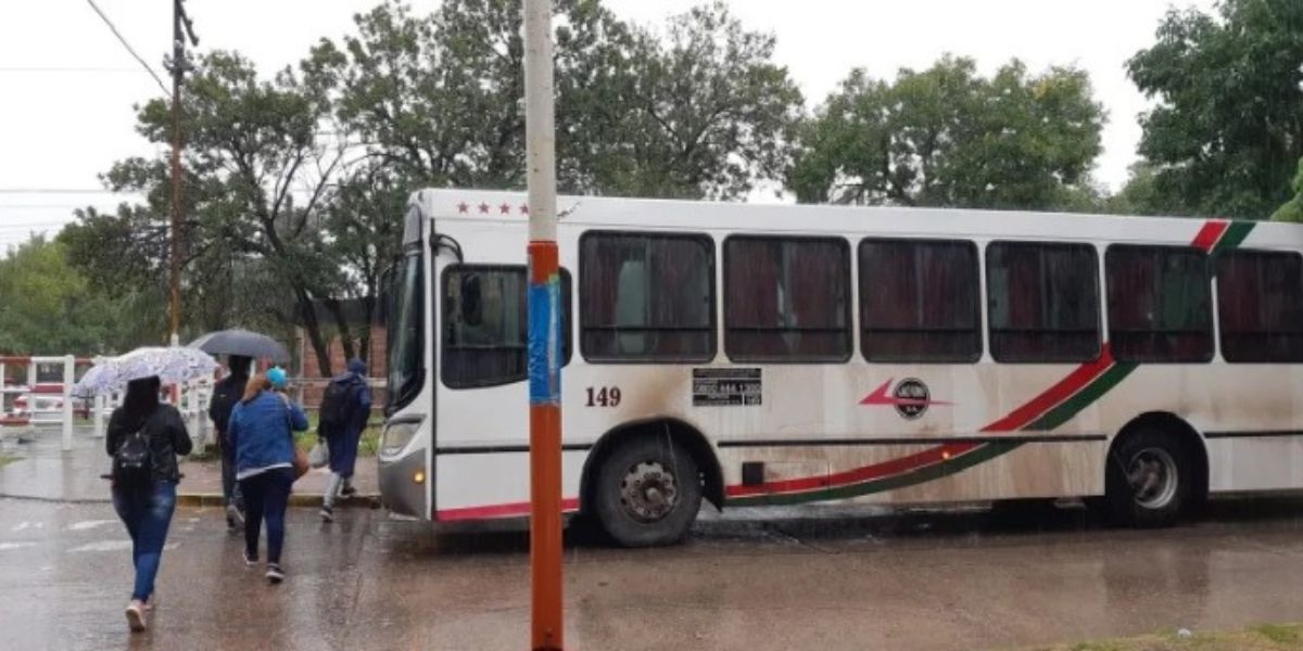 El servicio de Resistencia - Puerto Tirol cambió de parada y recorrido