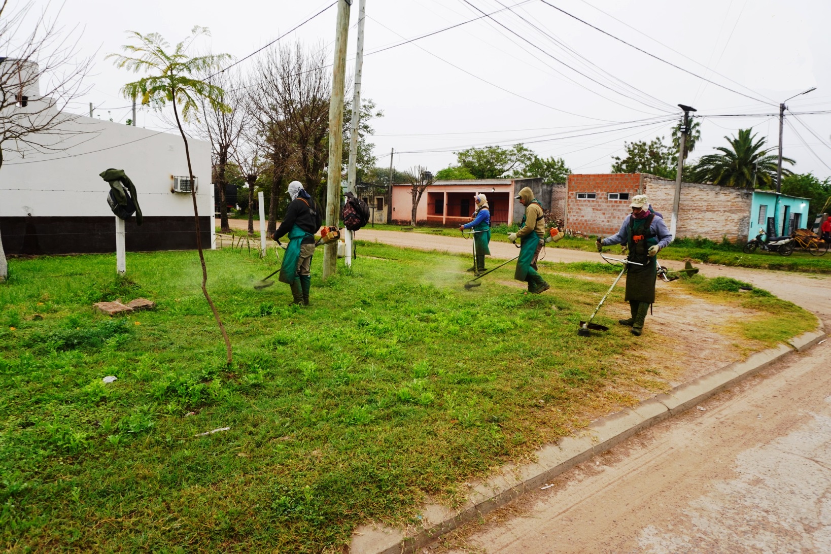 El municipio de Presidencia de la Plaza avanza con el mantenimiento de espacios verdes