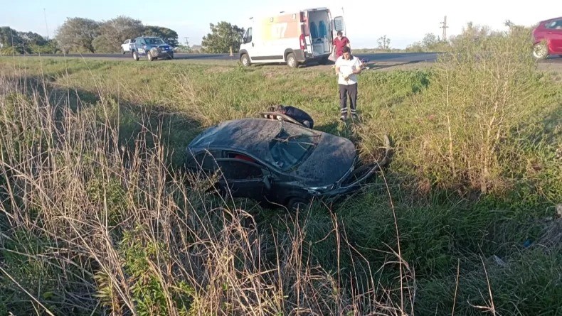 Fatalidad: abogada chaqueña volcó el auto que manejaba y murió en Santa Fe