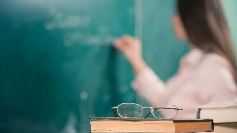 Hoy es el Día del Profesor: las mejores frases para enviarles en esta fecha especial 
