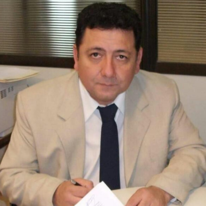 Castelli: denuncian abandono de motos y camionetas enviadas por Nación