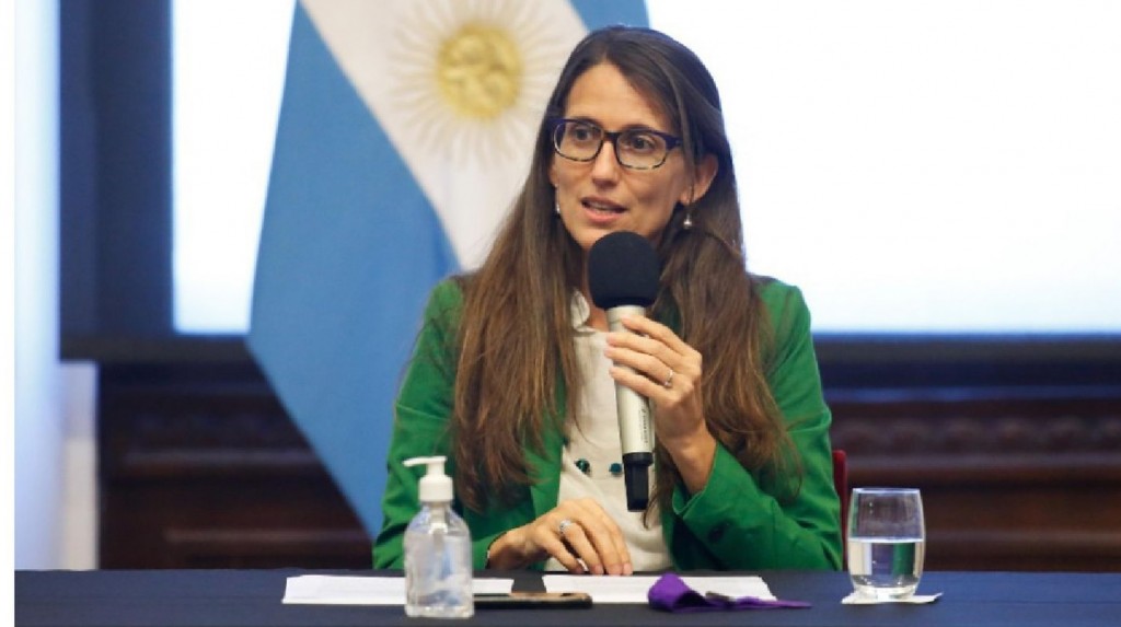 Renunció la ministra de Mujeres, Elizabeth Gómez Alcorta