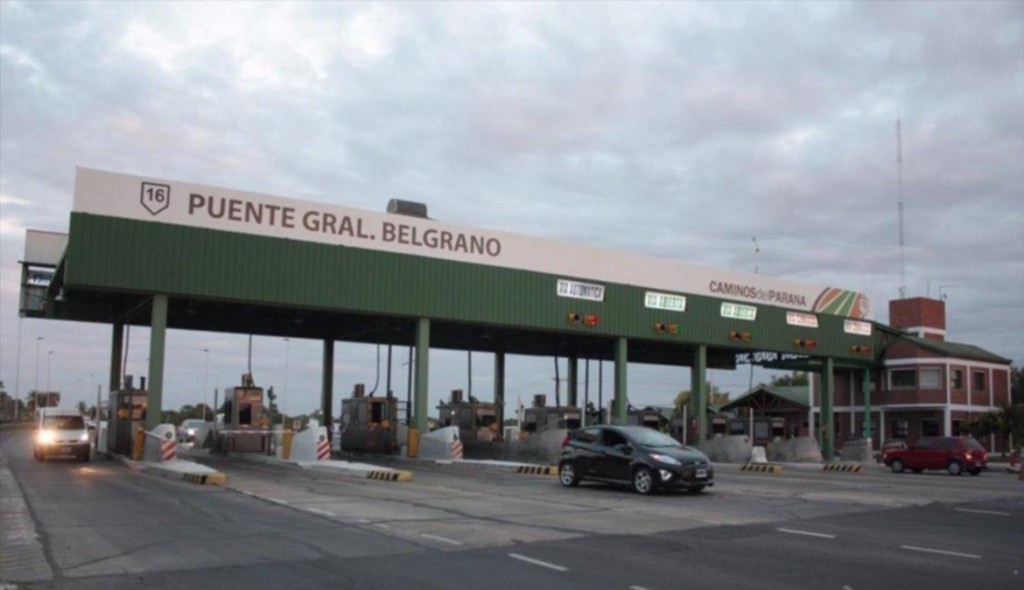 Desde el sábado comienza a regir la tarifa de $100 en el peaje del puente General Belgrano y Makallé