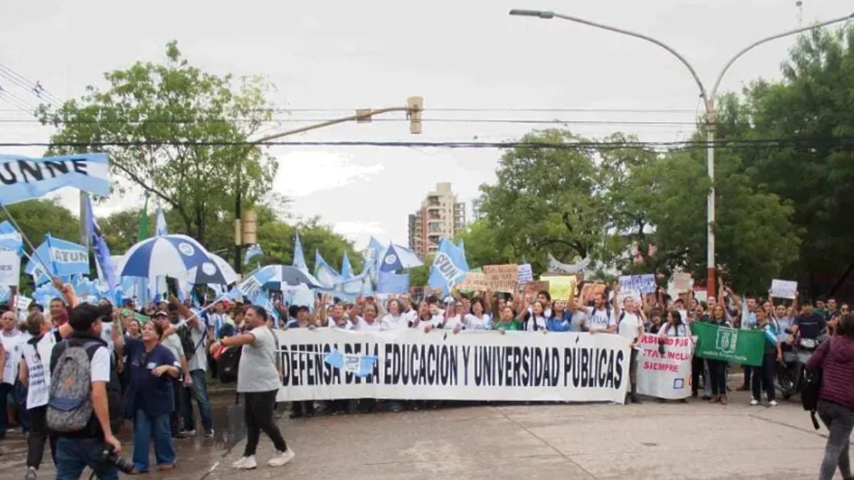 Universidades en crisis: el 85% de los docentes de la Unne está bajo la línea de indigencia