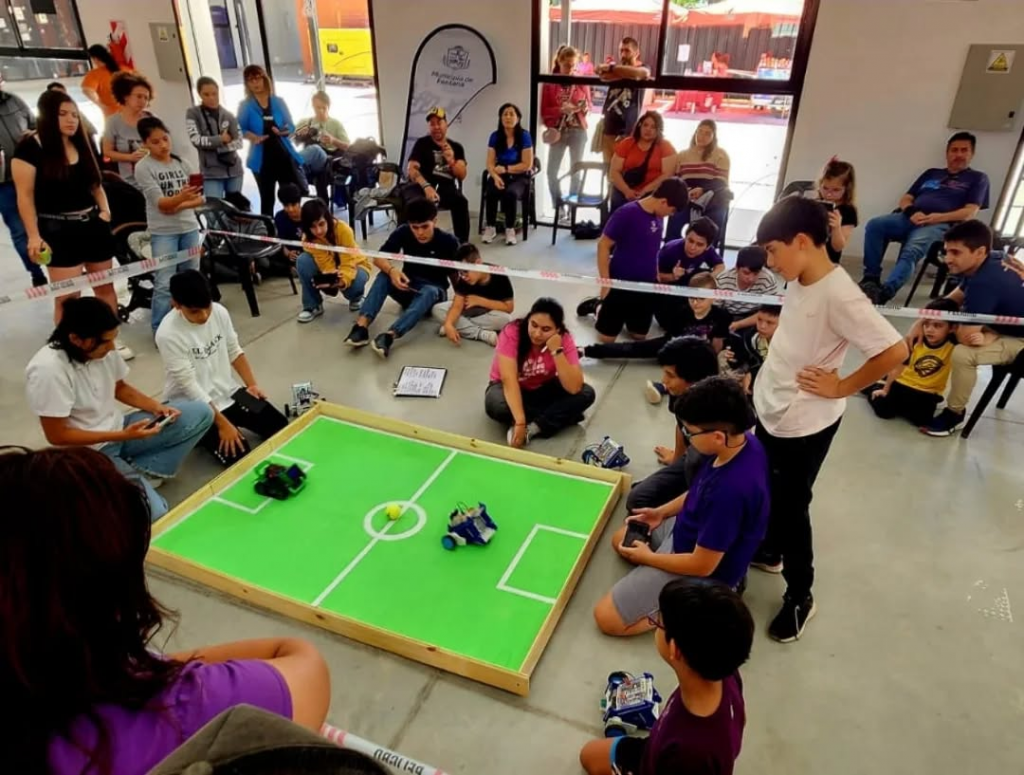 El Municipio de Fontana presente en la primera fecha de la Copa Robótica