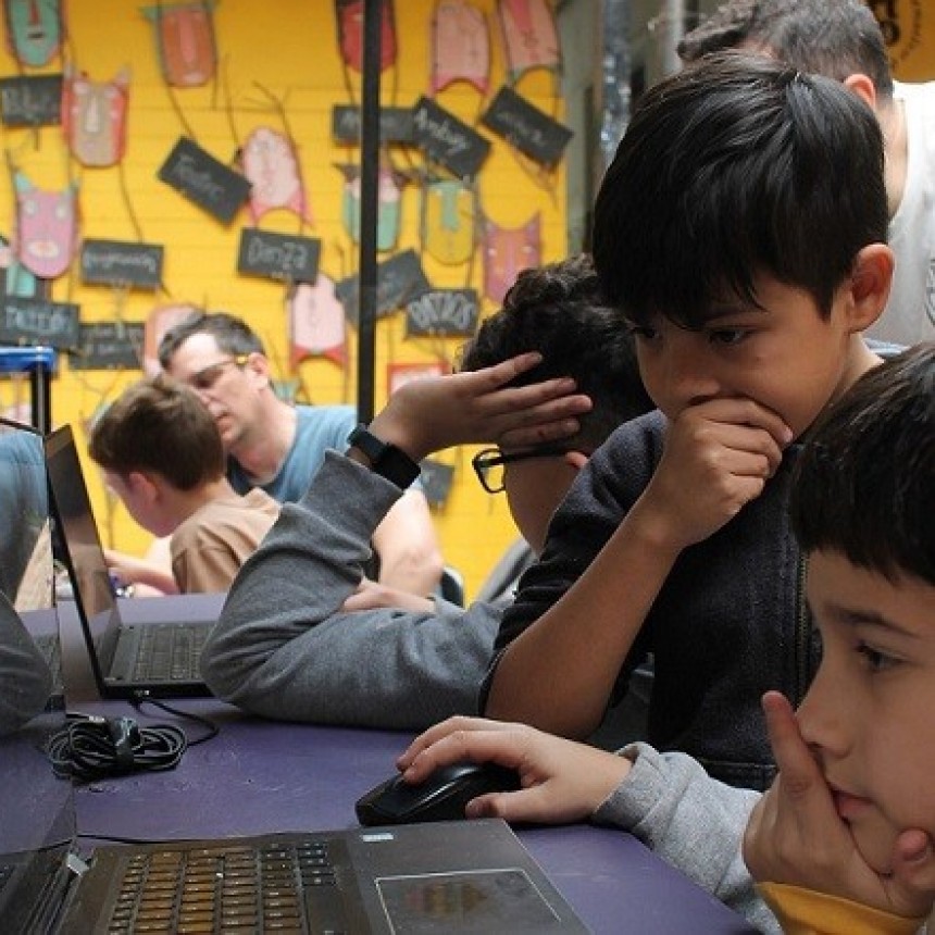 Inscriben a niños que quieran aprender a crear videojuegos