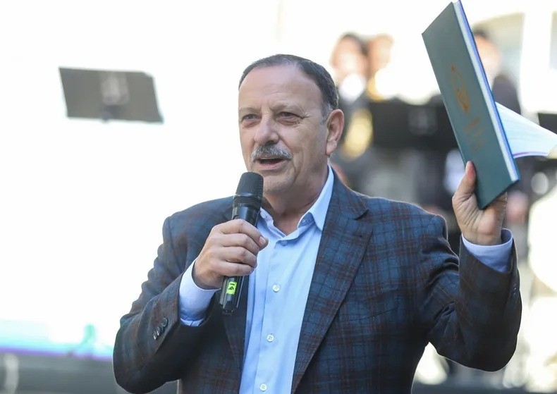  Disputa en el PJ: Quintela llamará a Cristina para buscar un acuerdo