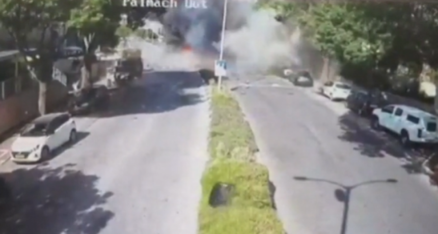 Hezbollah lanzó otra andanada de misiles y suenan las alarmas en el centro y norte de Israel