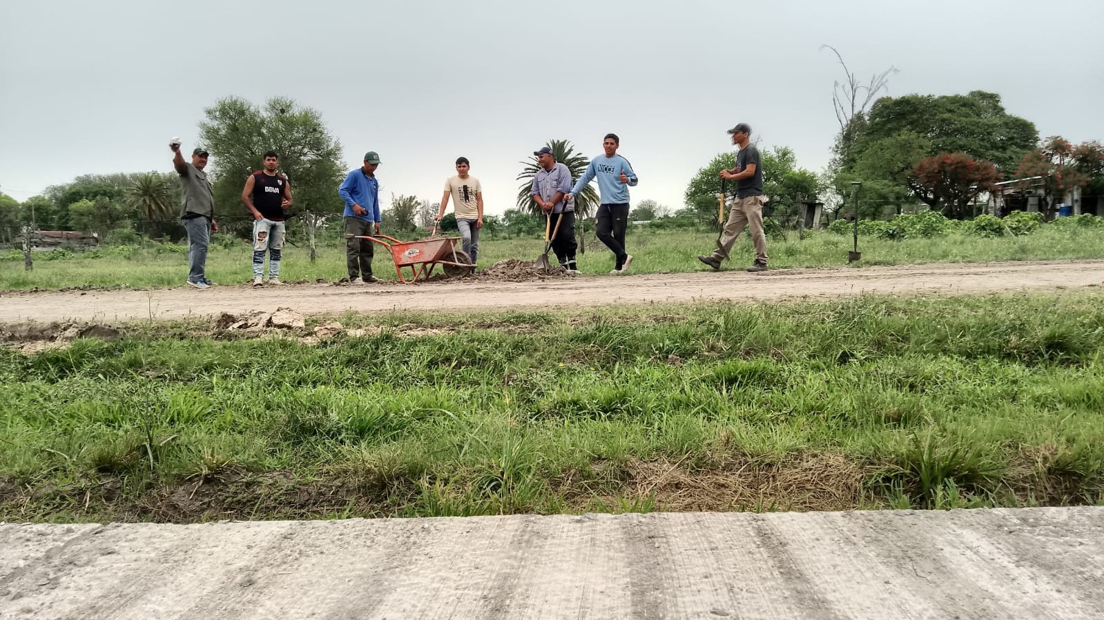 El municipio de Cote Lai avanza con la construcción de veredas