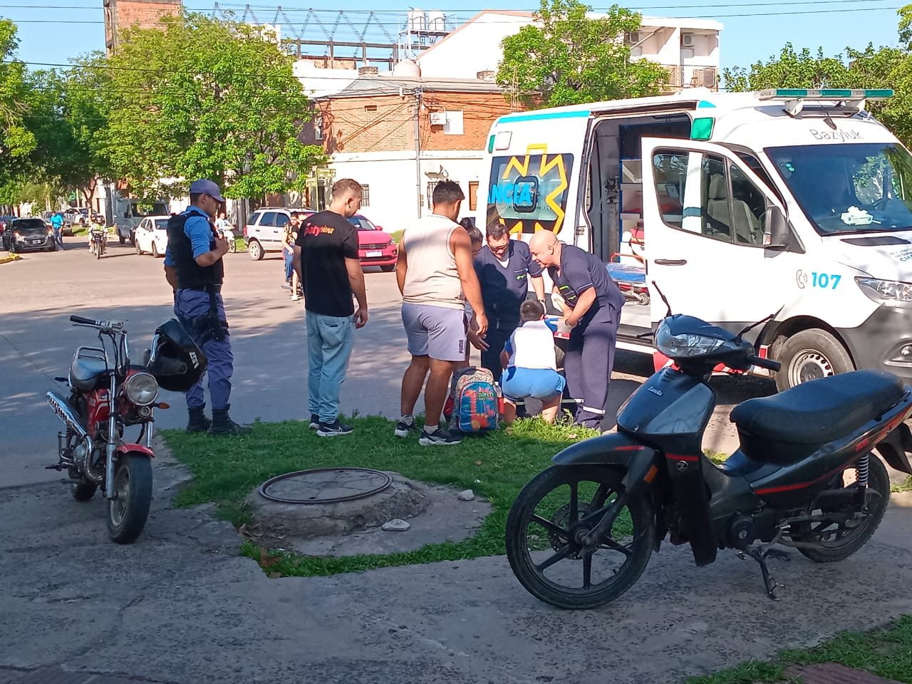 Un nene de 6 años herido leve en siniestro vial en Castelli y Arbo y Blanco