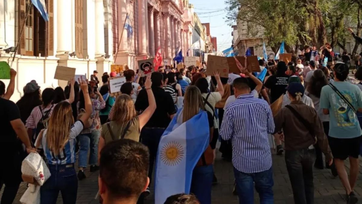 Preparan una tercera Marcha Federal Universitaria para noviembre