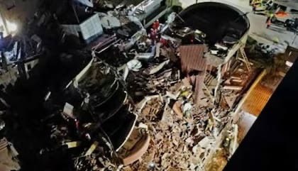 Se derrumbó un hotel en Villa Gesell y buscan a los 9 huéspedes alojados