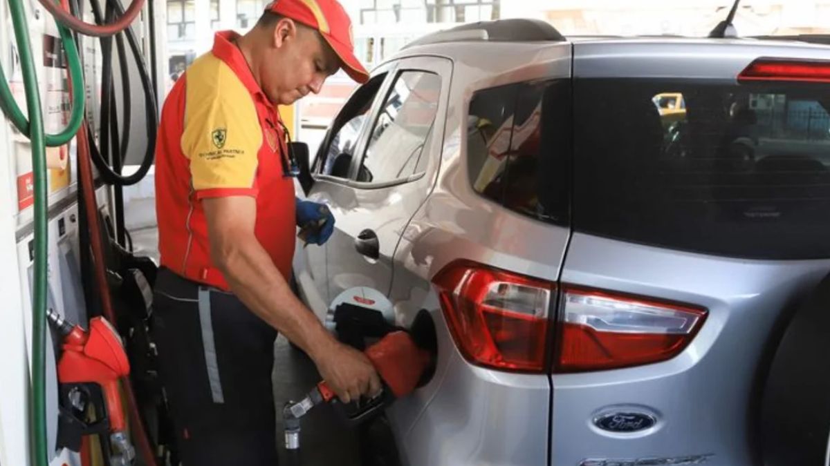 Este viernes volverán a subir los combustibles: cuánto aumentaron en el año