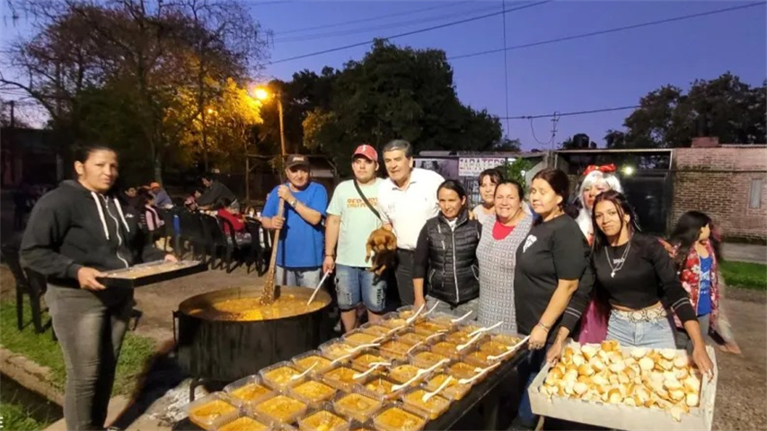 Solidaridad en acción: más de 300 guisos entregados a barrios de Resistencia