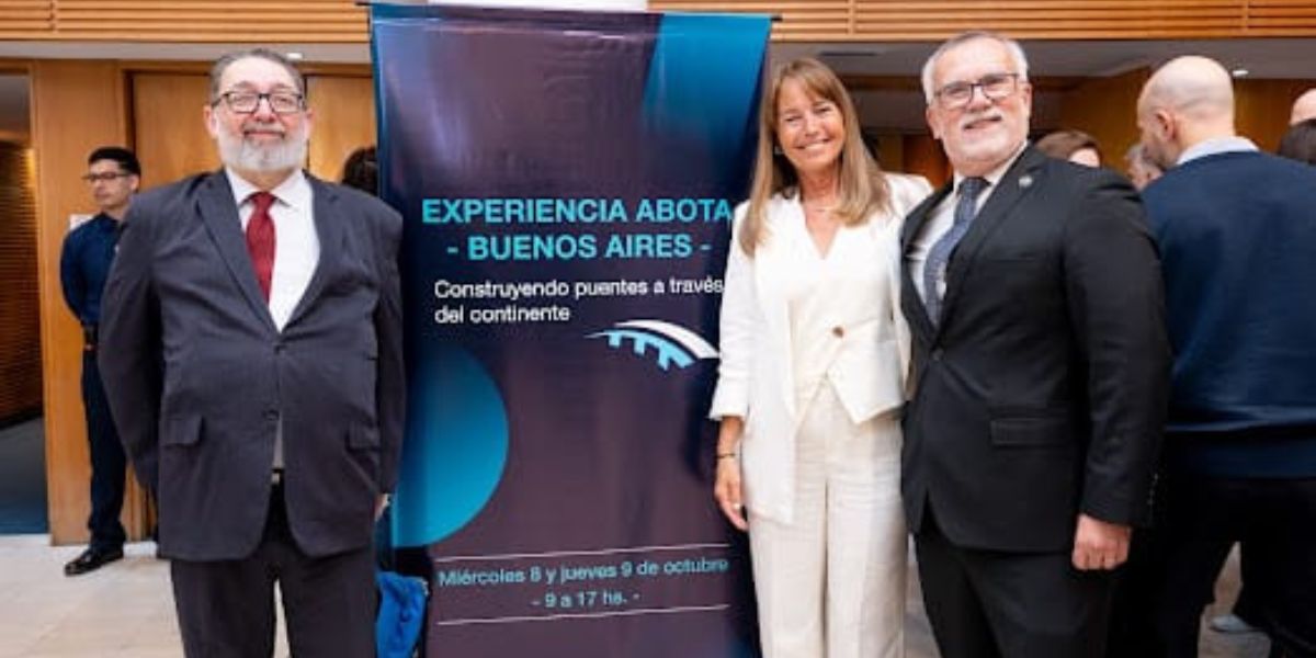 Chaco expone su experiencia en Juicios por Jurados ante especialistas de Argentina y EEUU