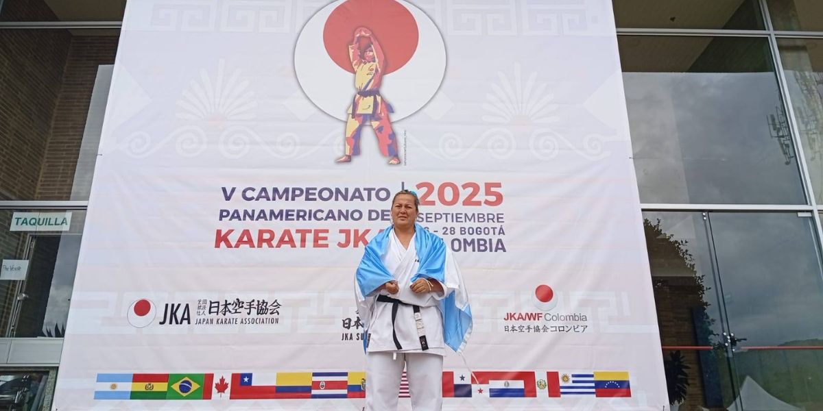 Con acompañamiento de La Leonesa, atleta Eduarda Escobar representó al país en el Panamericano de Karate JKA 2025
