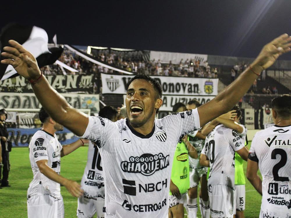  For Ever viaja a Buenos Aires y es baja el goleador Mono Romero