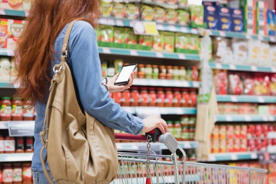 El plan Platita de Milei: empleados de Anses comprarán gratis en los supermercados