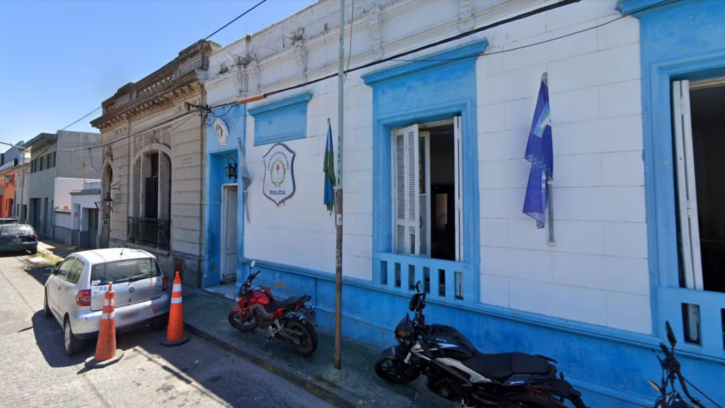 Drama en La Plata: un joven defendió a su madre de un ataque y terminó matando al agresor
