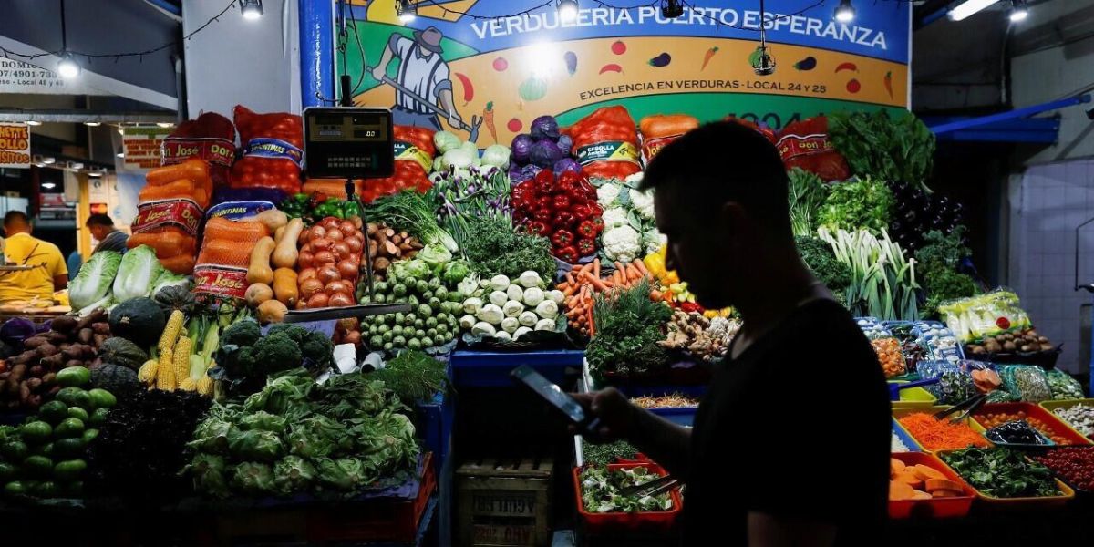 Aunque frutas y verduras que cuadruplicaron la media, la inflación en el NEA estuvo por debajo del 2%