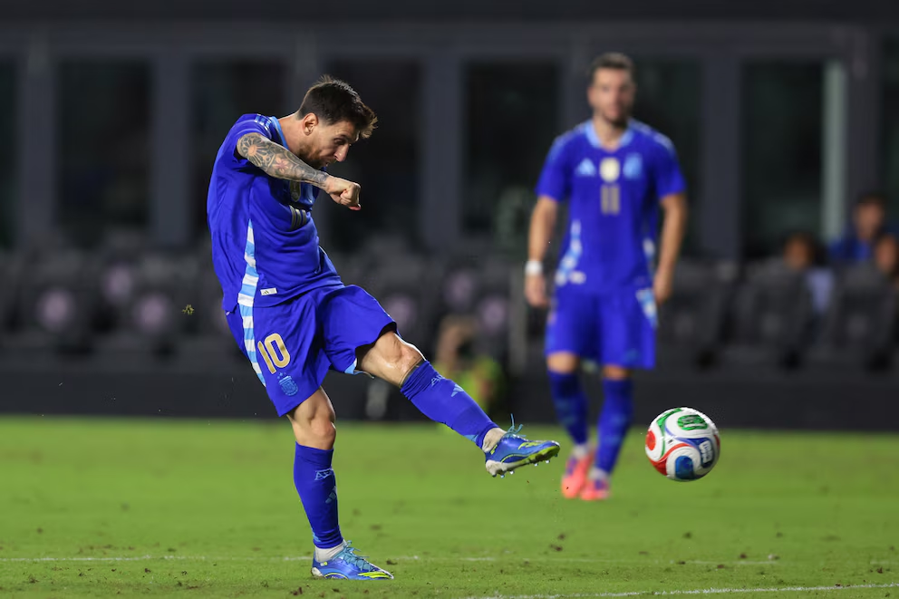 Con dos asistencias de Lionel Messi, Argentina goleó 6-0 a Puerto Rico