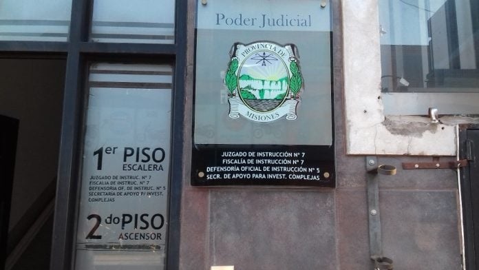 Misiones: detuvieron a una madre y su hija acusadas de distribuir pornografía infantil