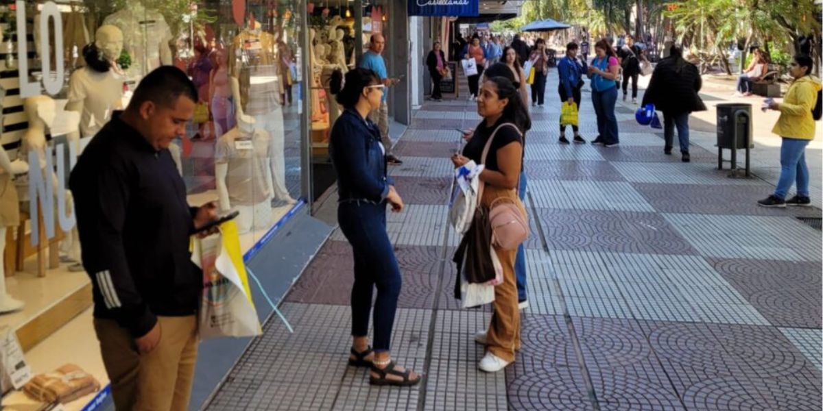 Fracaso comercial: las ventas minoristas por el Día de la Madre cayeron 3,5% real y acumulan cuatro bajas seguidas