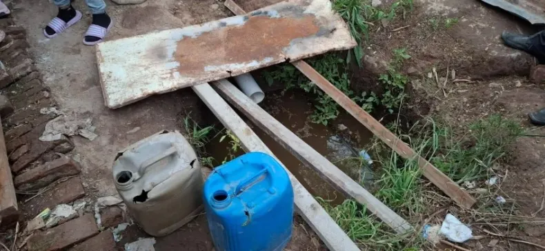 Niña de 2 años lucha por su vida tras caer a un pozo ciego en Sáenz Peña