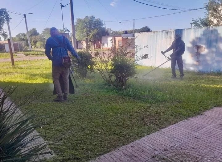 Fontana: continúan las tareas de limpieza y mantenimiento en distintos sectores de la ciudad