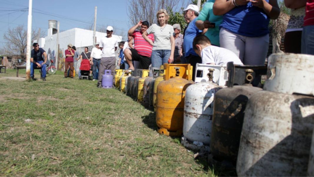 Gas y transporte, con subas superiores al 850%: el costo de los servicios públicos durante la Era Milei