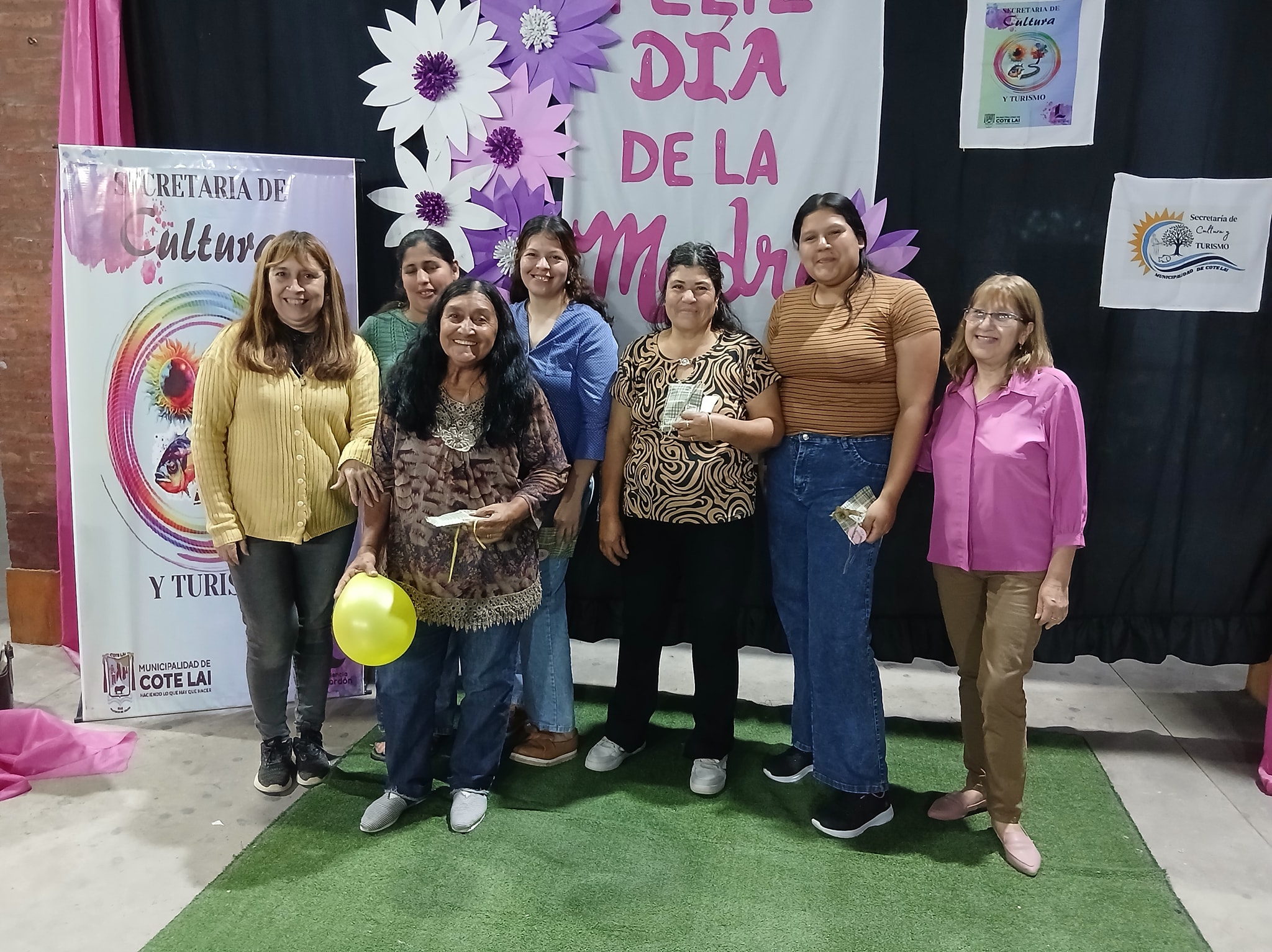 El Municipio de Cote Lai agasajó a las madres