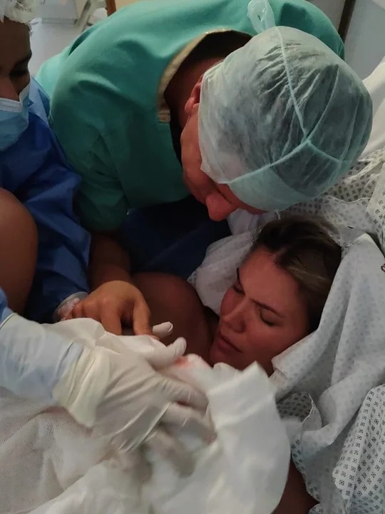 Eva Bargiela y Gian Luca Simeone presentaron a su primer hijo, Faustino 