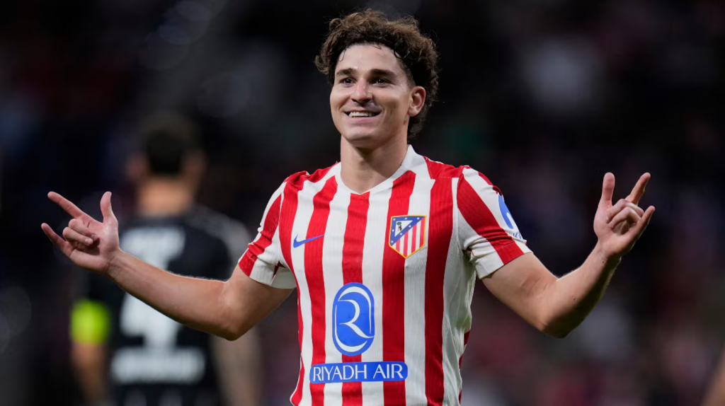 Gesto viral: Julián Álvarez honra a la hija fallecida de un hincha del Atletico Madrid