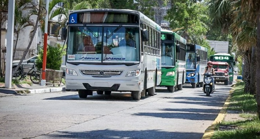 Paro inminente en Resistencia: gremio de UTA exige el pago de salarios