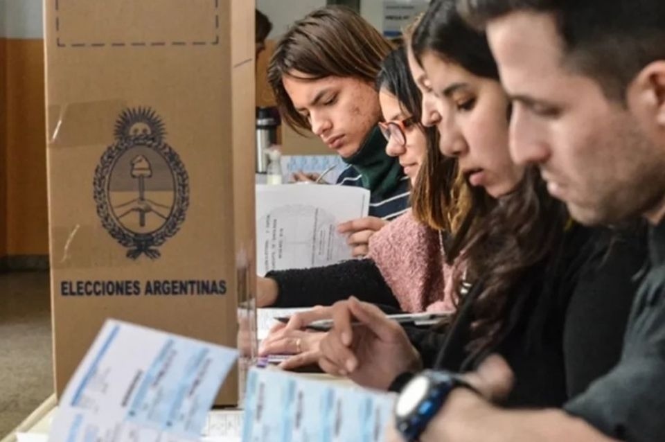 Convocan a voluntarios para ser autoridades de mesa el 26 de octubre 
