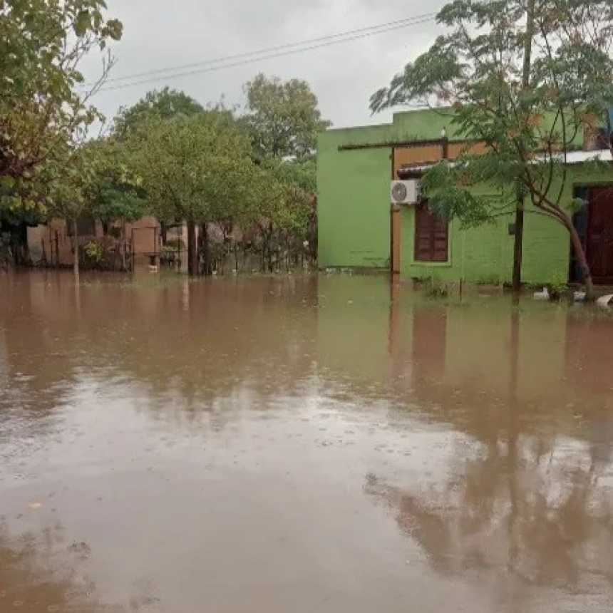 El agua complicó el tránsito en el interior del Chaco: hasta 80 mm de lluvia