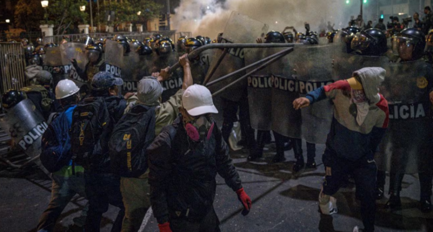 Máxima tensión en Perú: murió un joven en una protesta y tambalea el nuevo gobierno de José Jerí