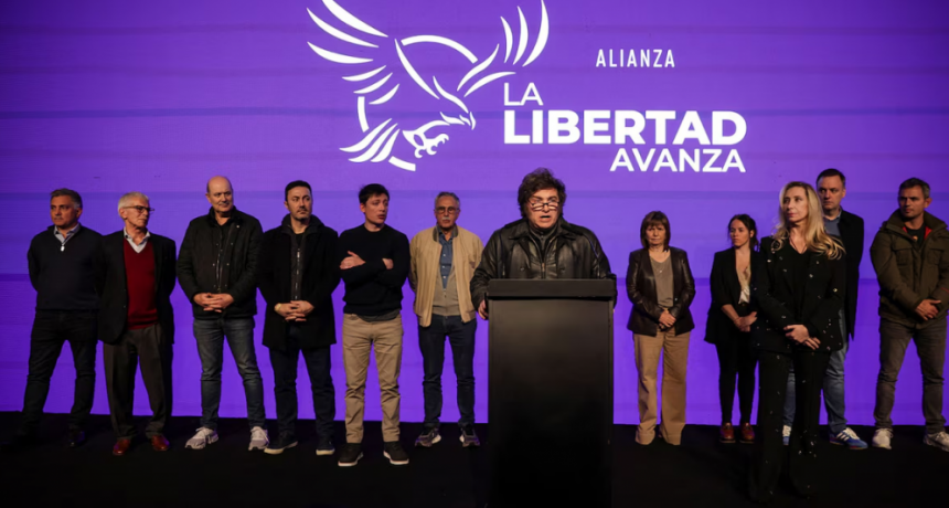 La Libertad Avanza duplica sus aportantes y encabeza los fondos de campaña
