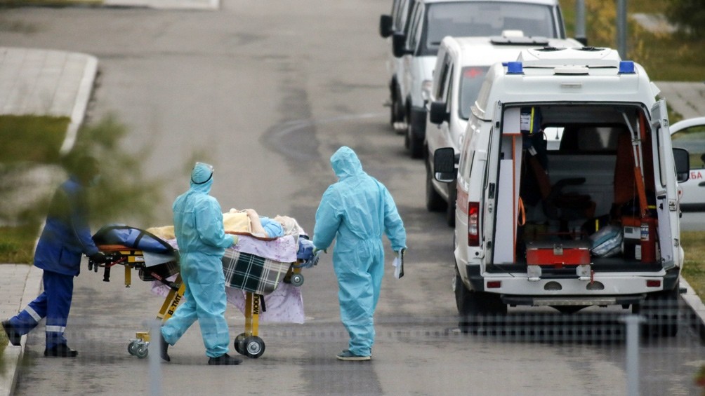 Rusia supera los dos millones de contagios y bate récord diario de casos y muertes