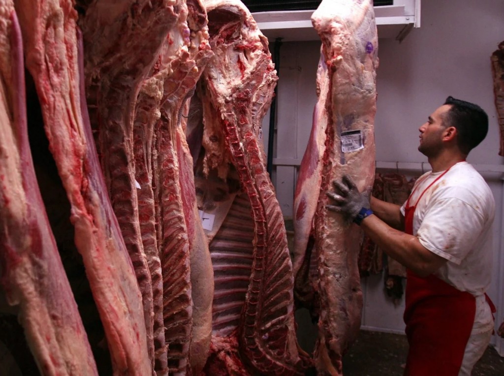 Fin de la media res: el Gobierno prorrogó la entrada en vigencia del troceo de la carne