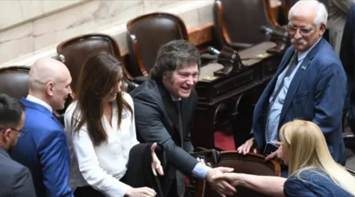 Asamblea Legislativa: La fórmula Javier Milei y Victoria Villarruel fue proclamada como presidente y vice electos
